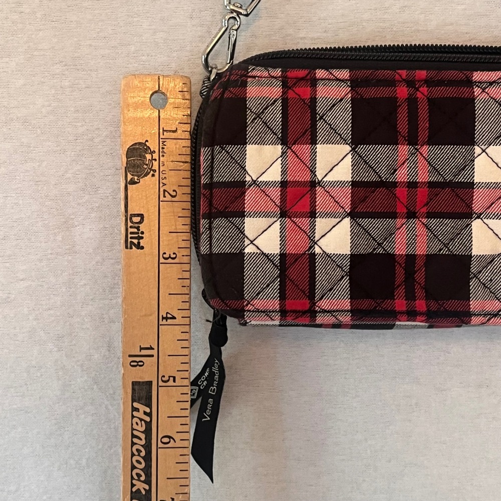 Vera Bradley Plaid RFID Crossbody Wallet Red Black Quilted Tartan Zip Clutch - Picture 8 of 9